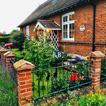لونغ ميلفورد St.Catherine'S Cottage, The Old School House المظهر الخارجي الصورة